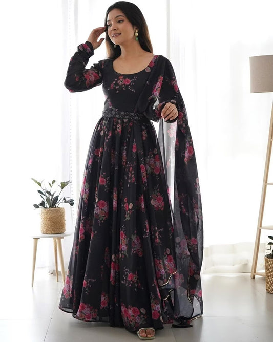 Raiyani Women Anarkali