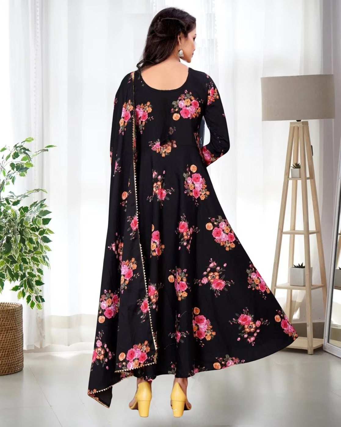 Raiyani Women Anarkali